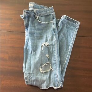Light wash Distressed Blue Jeans